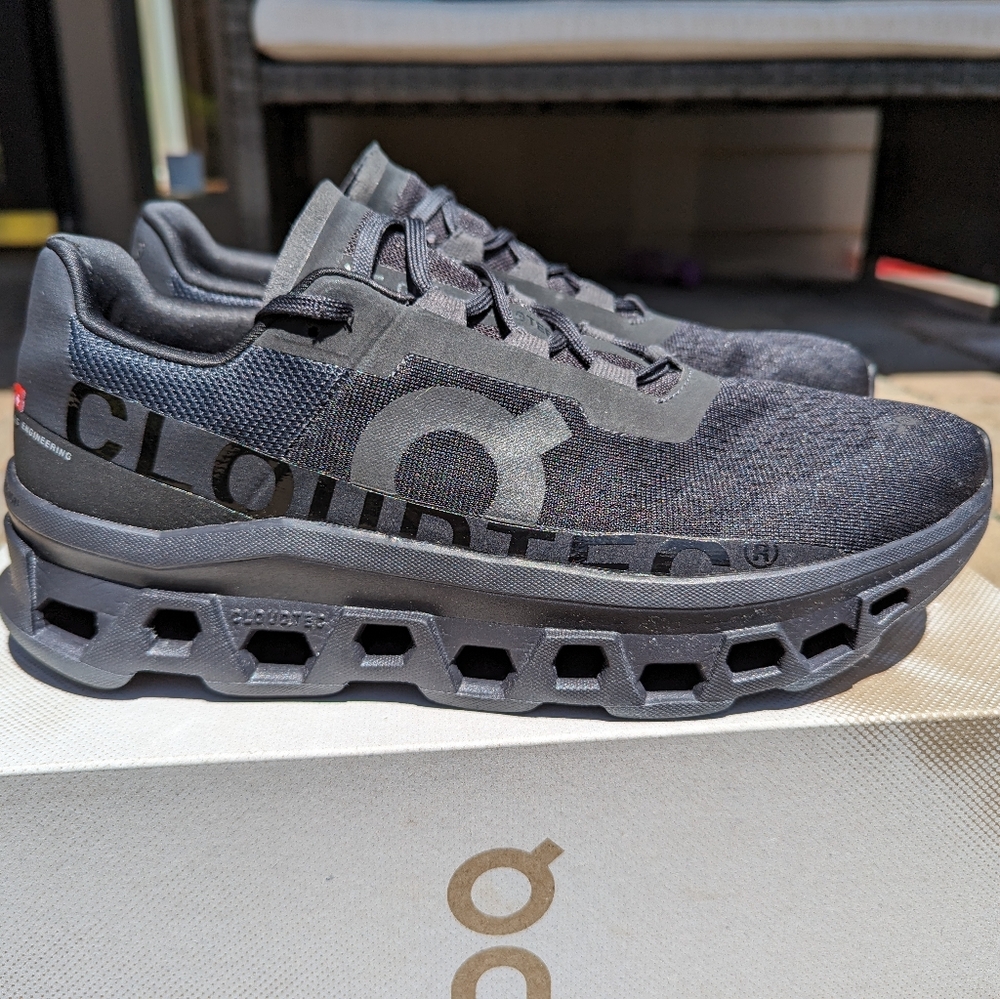 On Cloudmonster 10.5